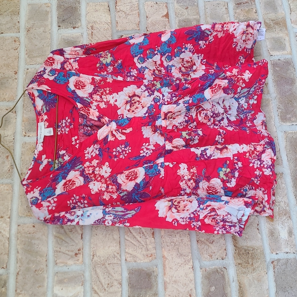 Vintage America Lightweight Floral Blouse